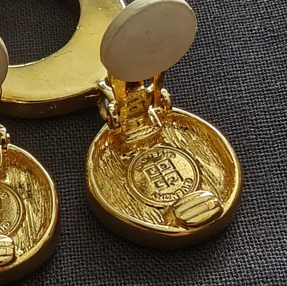 🐢 Authentic Givenchy Gold Doorknocker Clip On Earrings - Picture 15 of 15